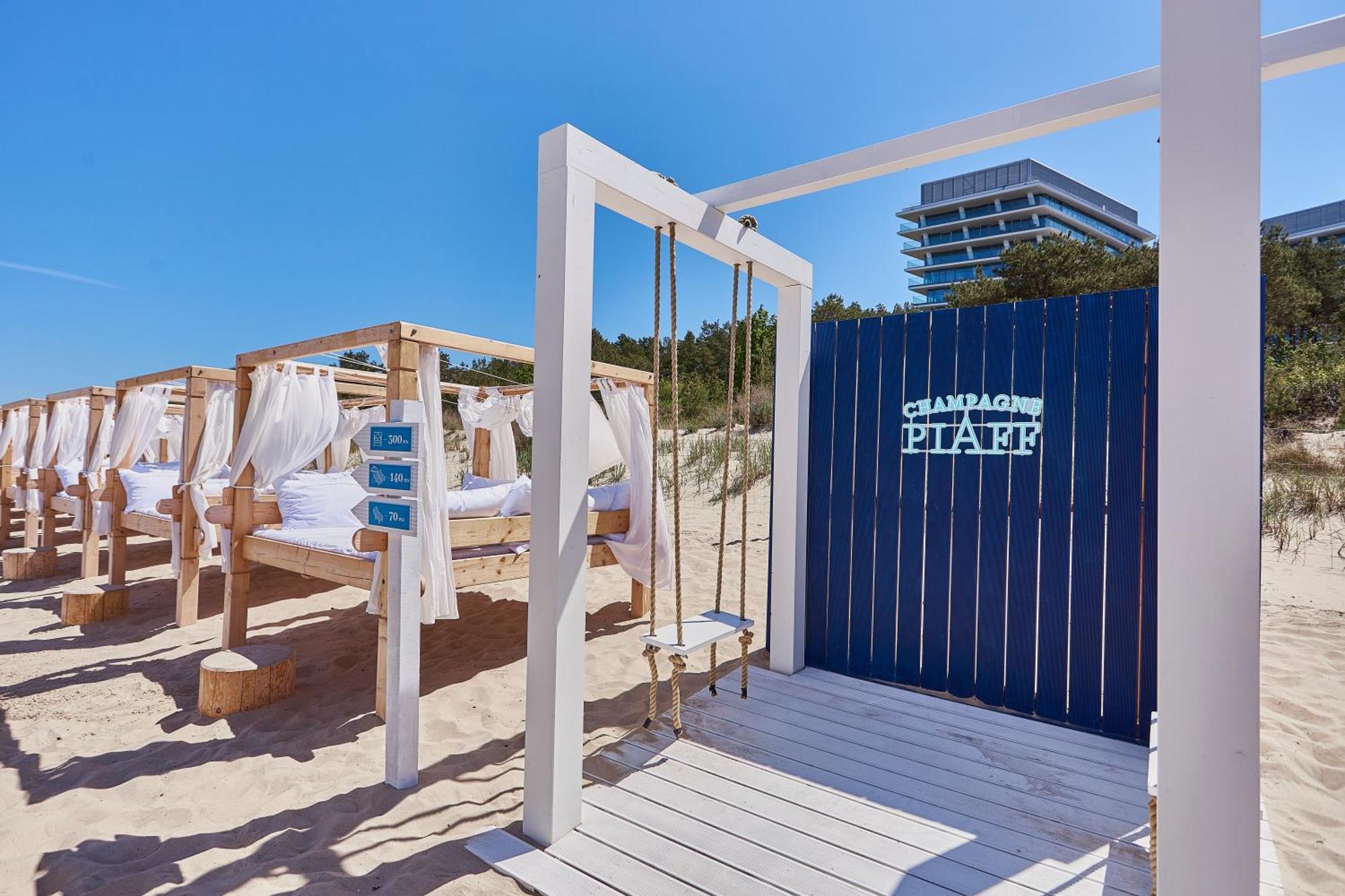 Wave Beachfront Family Apartment Miedzyzdroje Exterior foto